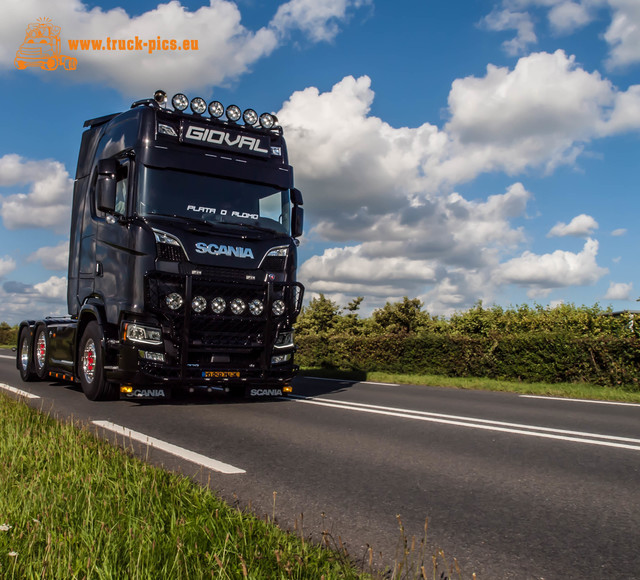 www.truck-pics.eu #NogHarderLopik #salmsteke-244 Nog Harder Lopik 2017 #salmsteke powered by www.truck-pics.eu