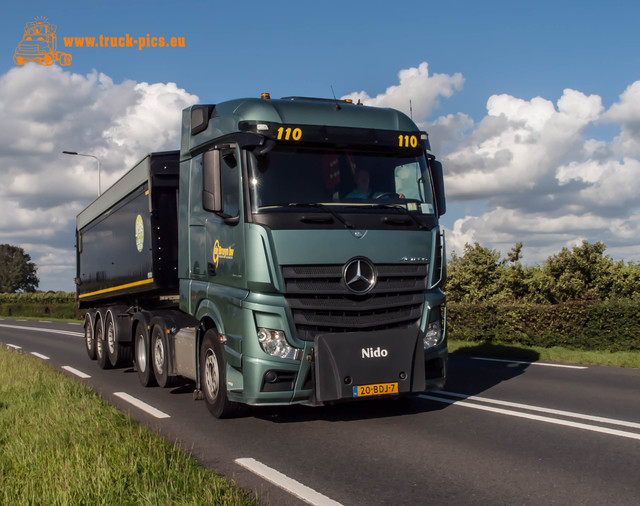 www.truck-pics.eu #NogHarderLopik #salmsteke-246 Nog Harder Lopik 2017 #salmsteke powered by www.truck-pics.eu