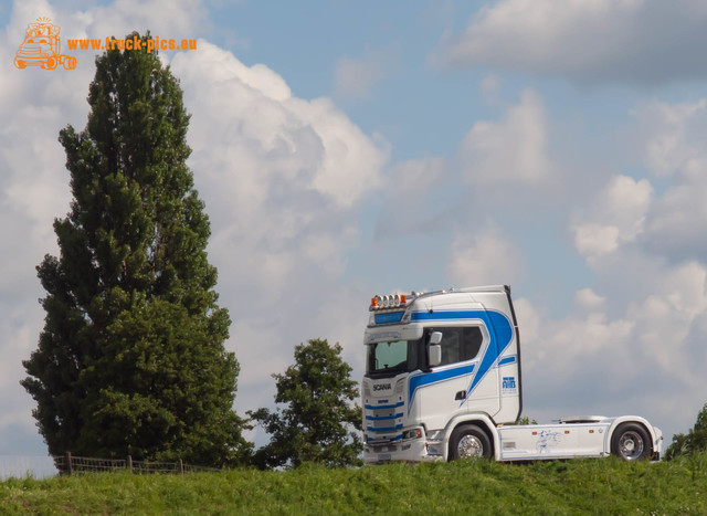 www.truck-pics.eu #NogHarderLopik #salmsteke-538 Nog Harder Lopik 2017 #salmsteke powered by www.truck-pics.eu