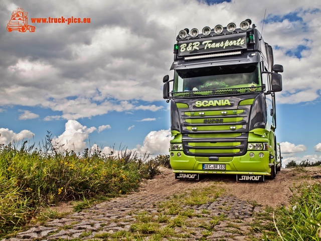 www.truck-pics.eu #NogHarderLopik #salmsteke-555 Nog Harder Lopik 2017 #salmsteke powered by www.truck-pics.eu