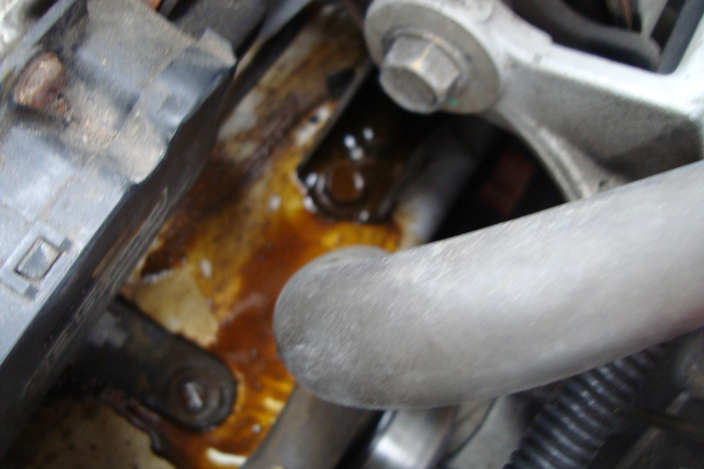 DSC03357 engine mount