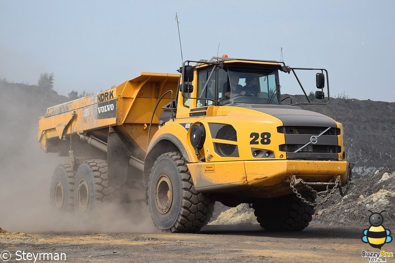 DSC 3625-BorderMaker - Truck in the Koel 2017