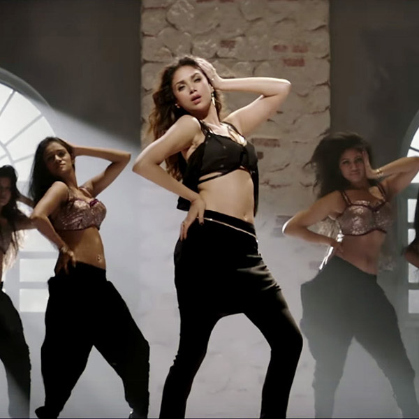 aditi-rao-hydari-in-a-still-from-luv-letter-song-o http://www.maxmusclestack.com/beard-czar