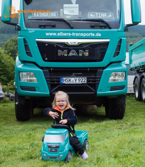 www.truck-pics.eu Saalhausen 2017 -141 21. Truck- & Countryfest in Lennestadt Saalhausen powered by www.truck-pics.eu