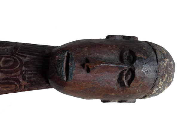 asmat-ironwood-headrest-or-neckrest 6090508892 o melanesische kunst