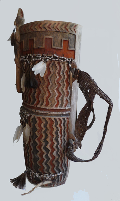 ceremonial-container-papua-asmat-semendoro-collect melanesische kunst