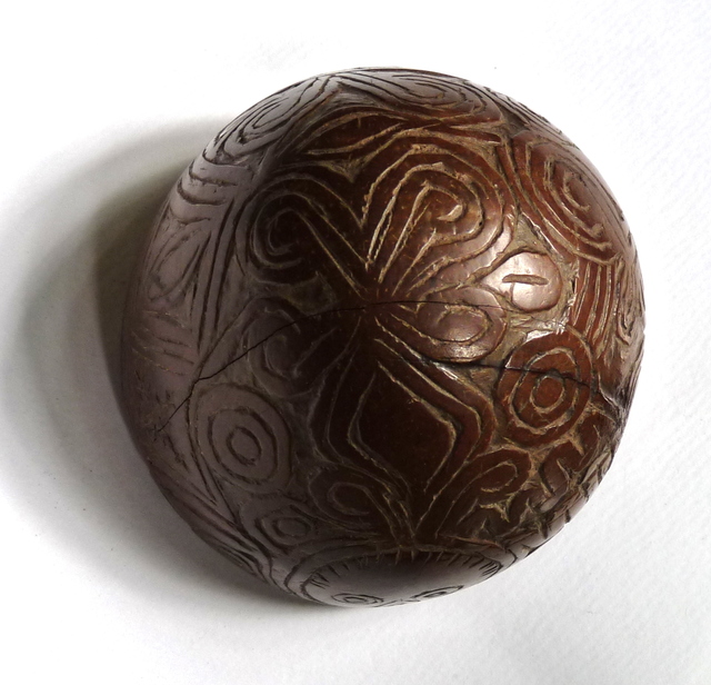 maprik-coconut-spoon 6088882174 o melanesische kunst