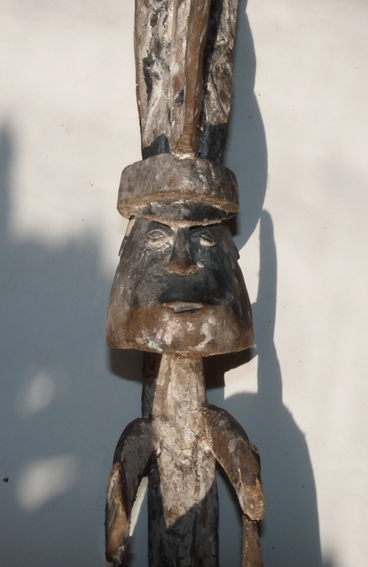 mini-mbitoro-mimika-kamoro-papua-former-missionary melanesische kunst