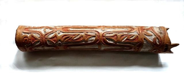 papua-asmat-blowing-horn-fu--bamboo 9650167179 o melanesische kunst
