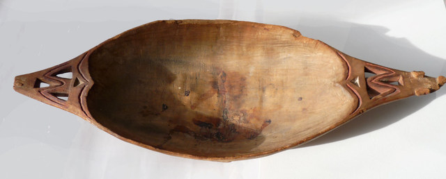 papua-asmat-bowl 8554317678 o melanesische kunst