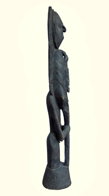 papua-new-guinea-sepik-area-spirit-figure 58394363 melanesische kunst