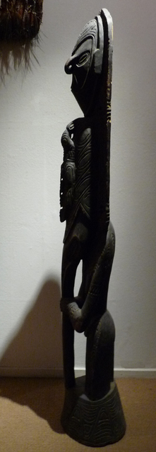 papua-new-guinea-sepik-area-spirit-figure 60831156 melanesische kunst