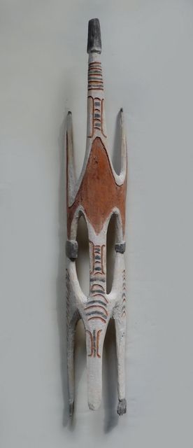 praying-mantis-figure-irogo-asmat-papua-collected- melanesische kunst