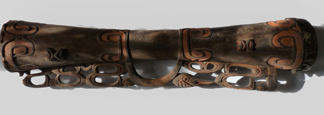 west-papua-asmat-drum-or-tifa 10083079305 o melanesische kunst