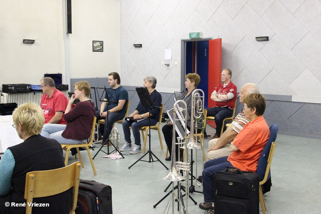 R.Th.B.Vriezen 20170930 027 Arnhems Fanfare Orkest StudieDag-Spelletjes-SnackBijRoosje zaterdag 30 september 2017