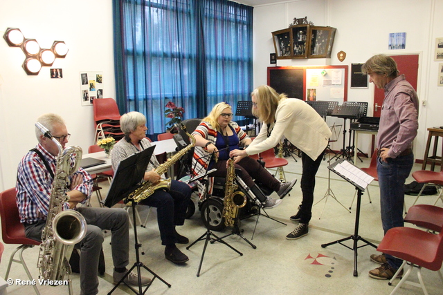 R.Th.B.Vriezen 20170930 033 Arnhems Fanfare Orkest StudieDag-Spelletjes-SnackBijRoosje zaterdag 30 september 2017