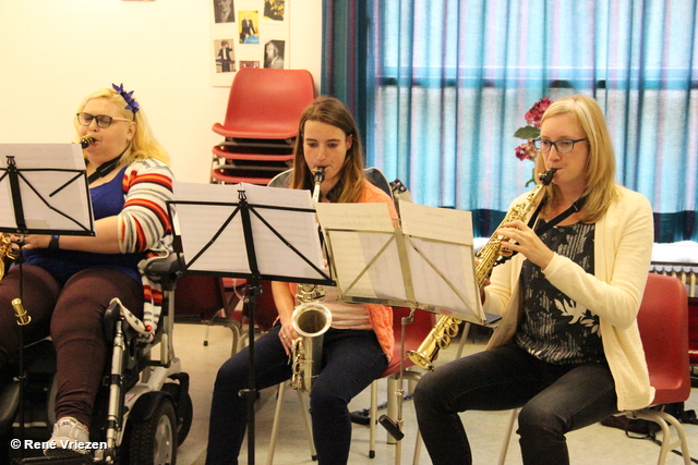 R.Th.B.Vriezen 20170930 092 Arnhems Fanfare Orkest StudieDag-Spelletjes-SnackBijRoosje zaterdag 30 september 2017