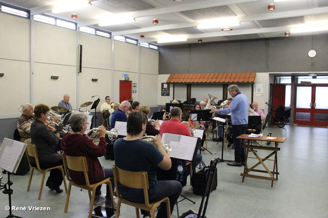 R.Th.B.Vriezen 20170930 143 Arnhems Fanfare Orkest StudieDag-Spelletjes-SnackBijRoosje zaterdag 30 september 2017