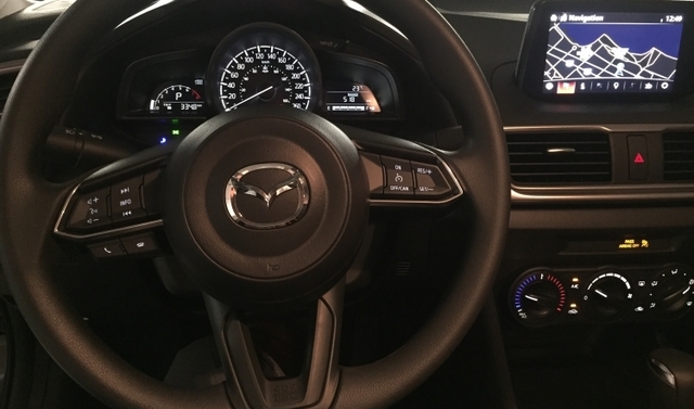 Multifunction-steering-wheel Classique Car Rental