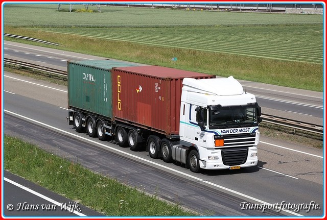 BZ-RB-74-BorderMaker Container Trucks