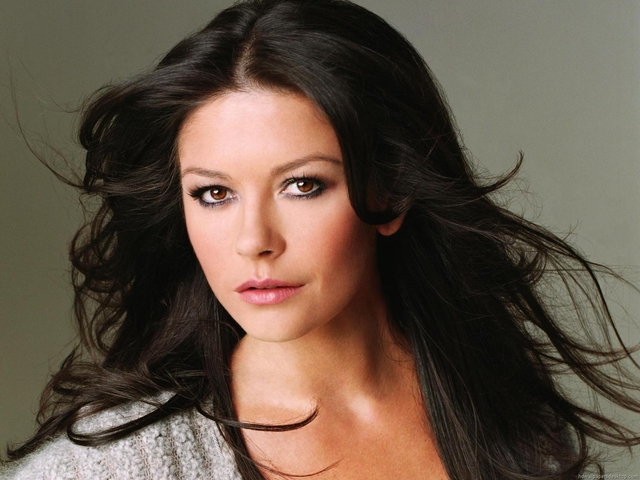 catherine zeta-jones https://lumalifteye.com/youthful-derma/