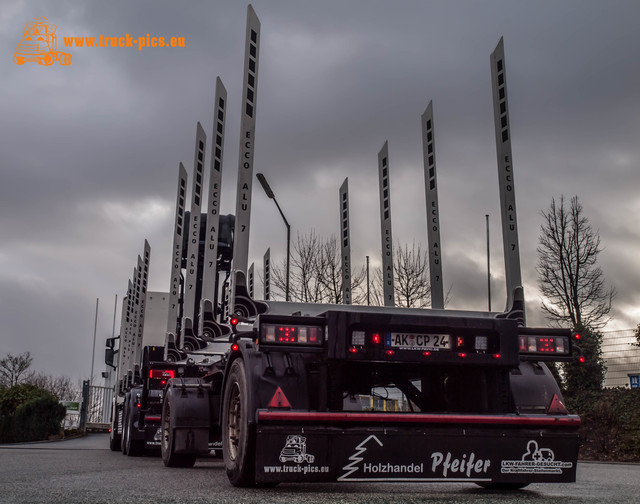 Holzhandel Pfeifer, Scania V8, www.truck-pics Timber Warrior, Pfeifer Holzhandel, Betzdorf, Scania R520 V8, #dikkeV8, #goinstyle
