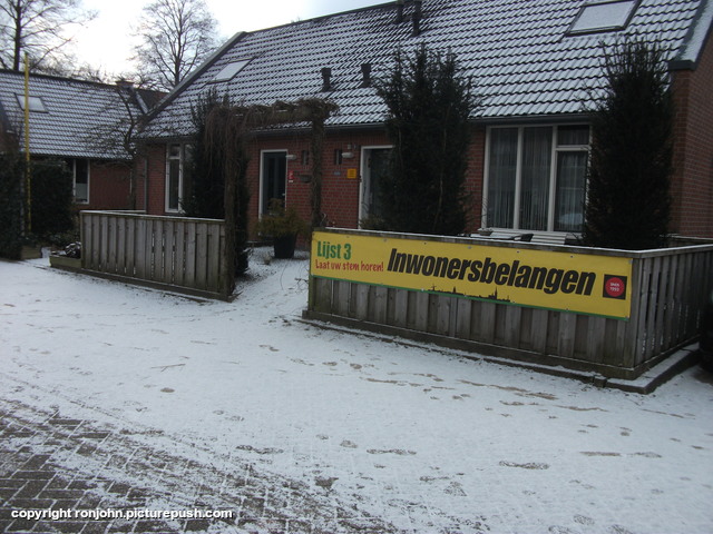 Voortuin met Inwonersbelangen 01-03-18 1 In de tuin 2018