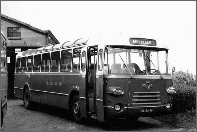 UB-86-48-BorderMaker Trein en Bus