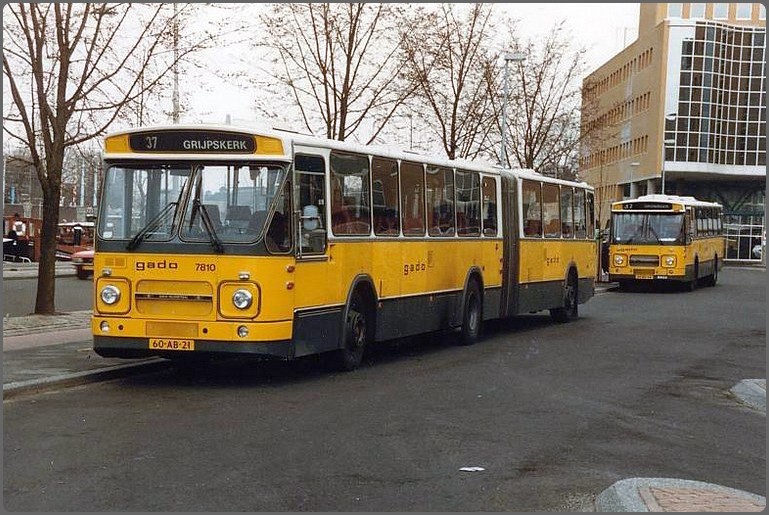 60-AB-21-BorderMaker - Trein en Bus