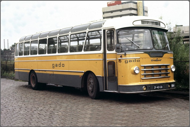 29-40-GB  B-BorderMaker - Trein en Bus