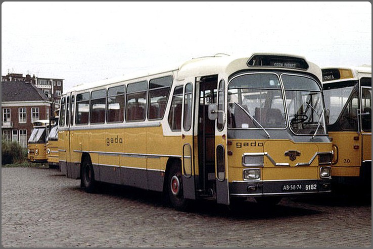 AB-58-74-BorderMaker - Trein en Bus