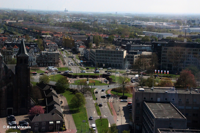 R.Th.B.Vriezen 20180417 068 Eusebius Toren Glazenbalkons kijk op Arnhem dinsdag 17 april 2018