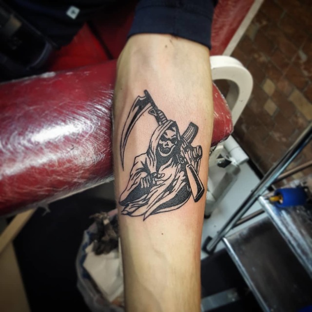 azrail reaper tattoo dövme sefakoy küçükcekmece bakırköy beylikdüzü avcılar dövme yapan yerler en iyi dövmeci sefaköy halkalı ataken armonipark dövme stüdyosu
