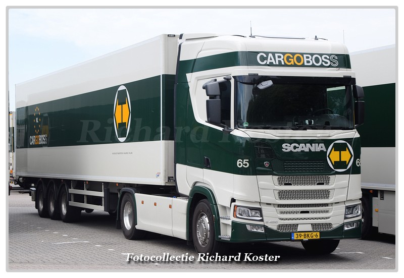 CargoBoss 39-BKG-6-BorderMaker - Richard