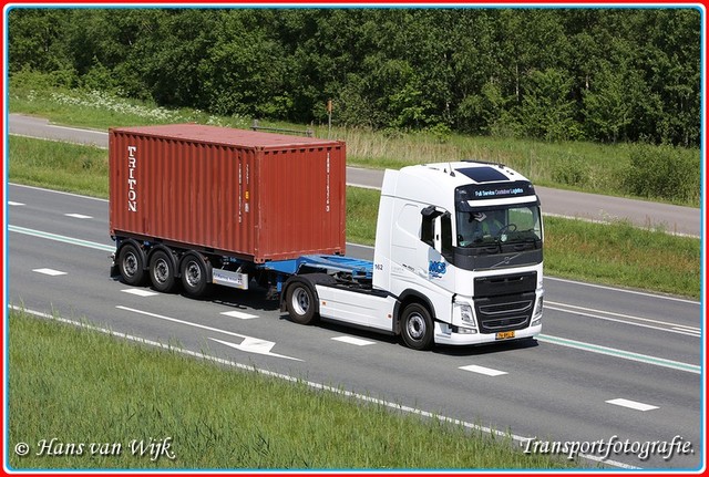 76-BKL-2-BorderMaker Container Trucks