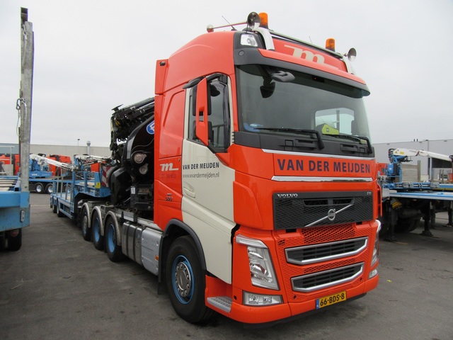 66-BDS-8 Volvo FH Serie 4