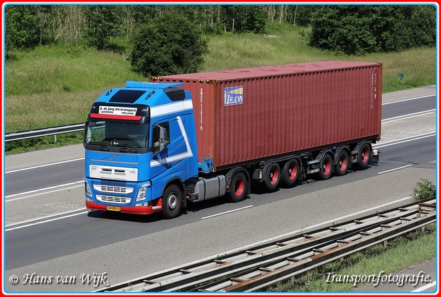 68-BDX-3-BorderMaker Container Trucks