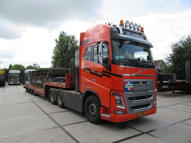 30-BBR-5 2 Volvo FH Serie 4