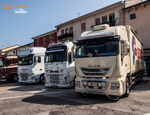 TRUCK LOOK ZEVIO 2018 powered by www.truck-pics TRUCK LOOK 2018 ZEVIO, #truckpicsfamily, www.truck-pics.eu