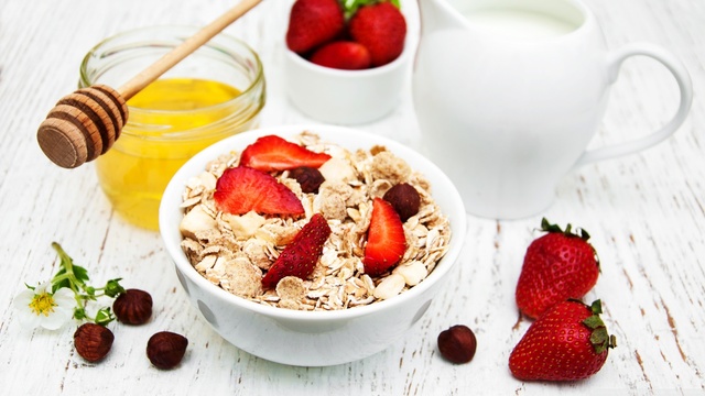 7 Health Benefits of OATS Picture Box