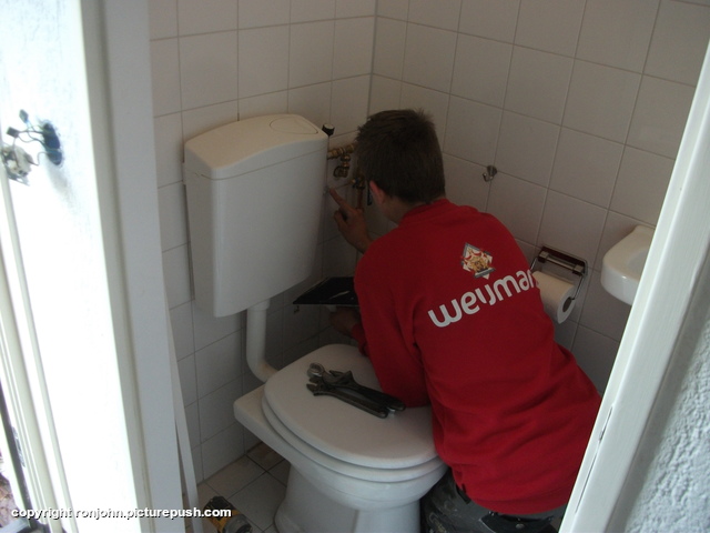 Voorbereidingen aanpassing toilet 24-10-18 (13) Aanpassingen in huis 2018