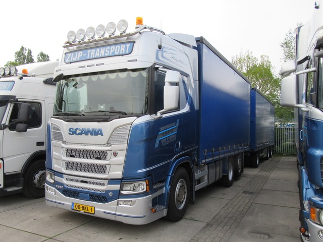 13 Scania R/S 2016