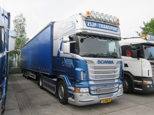 15 Scania R Series 1/2