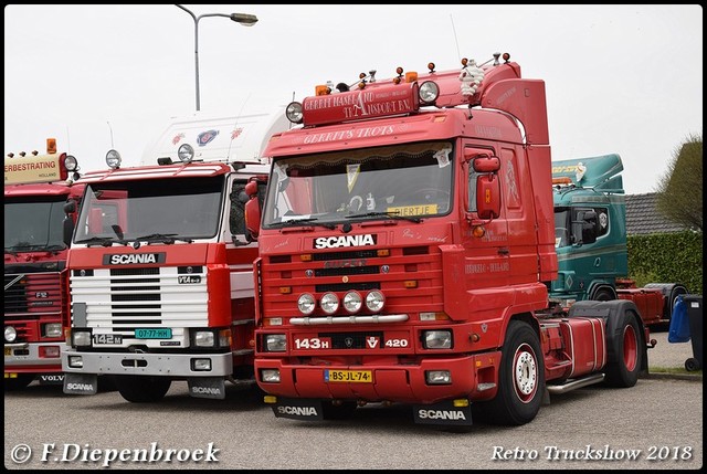 Line up Scania 142 en 143 Maseland-BorderMaker Retro Truck tour / Show 2018