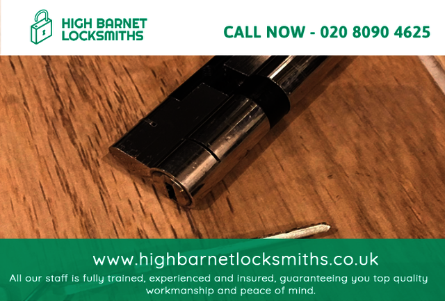 Locksmith High Barnet | Call Now 020 8090 4625  Locksmith High Barnet | Call Now 020 8090 4625 