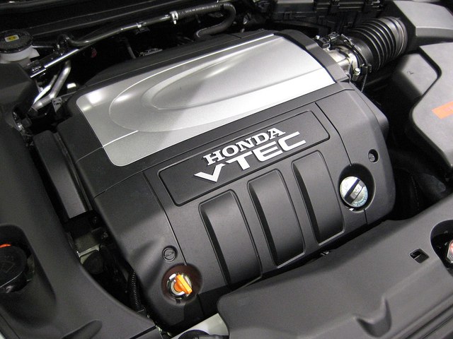 1280px-Honda J35A Engine General