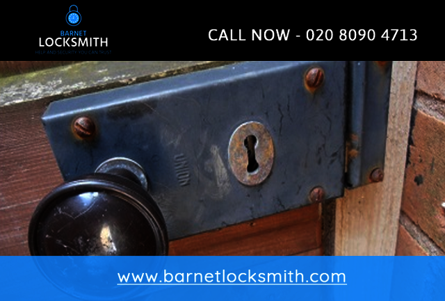 Barnet Locksmith Services | Call Now: 020 8090 471 Barnet Locksmith Services | Call Now: 020 8090 4713