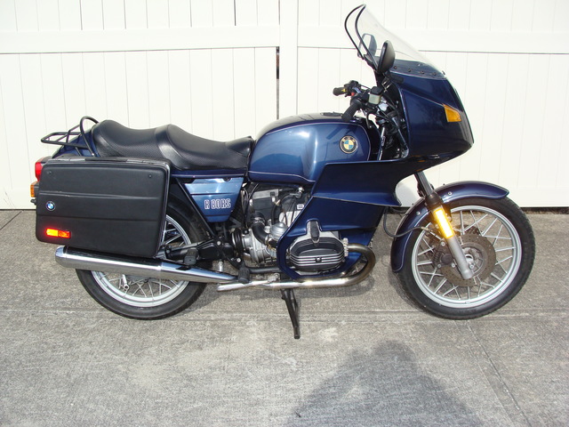 DSC01564 1984 R80RS, Dark Blue Metallic #6173587 Koni's, Corbin, accessory Sidestand, Krauser Saddlebags. Fresh 10K Service.