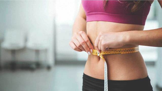 woman-measuring-stomach-1296x728 https://www.healthyfitnesspoint.com/keto-hack-reviews/