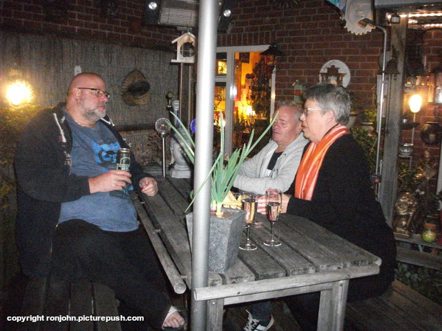 Gert en Sonja op bezoek 20-04-19 1 Garden 2019 & 2020